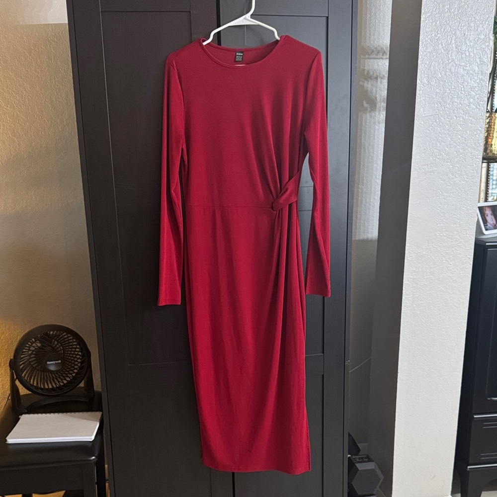 SHEIN Classic Red Long Sleeve Dress